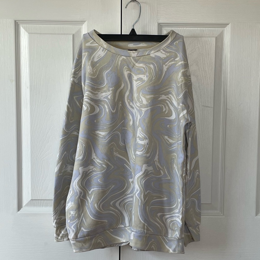 Stylish Women's Swirl Pattern Sweatshirt